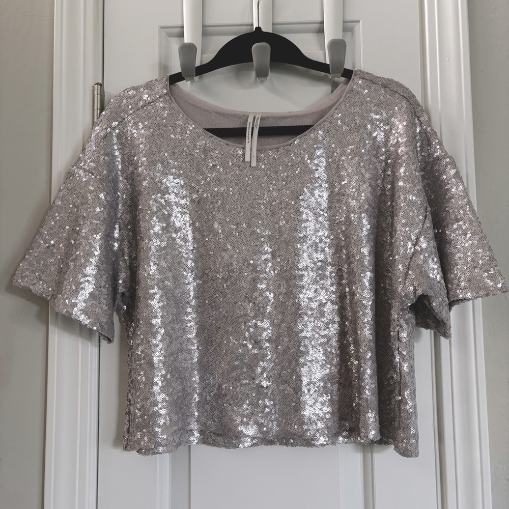 ANTHROPOLOGIE Silver Sequin Crop Top, size large